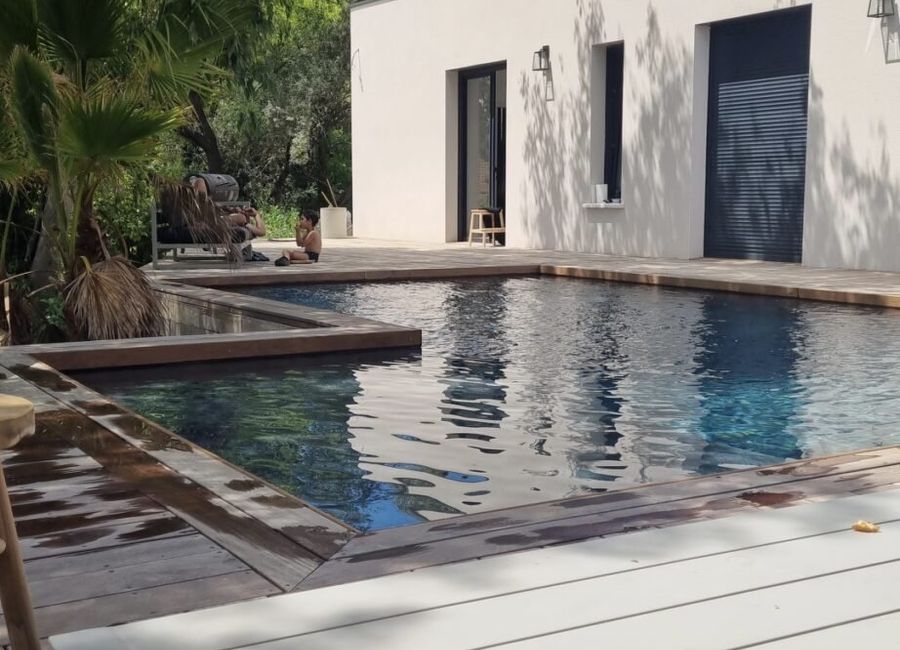 Photo 1 de MAISON CONTEMPORAINE NIMES CENTRE AVEC PISCINE