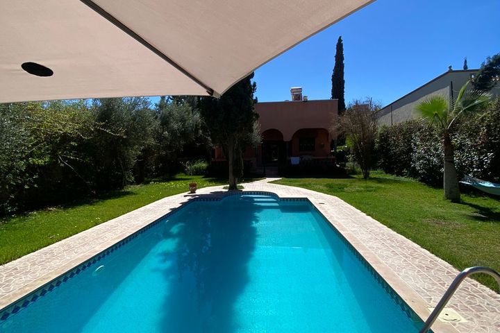 villa de 1000m² à louer sur la route d'ourika