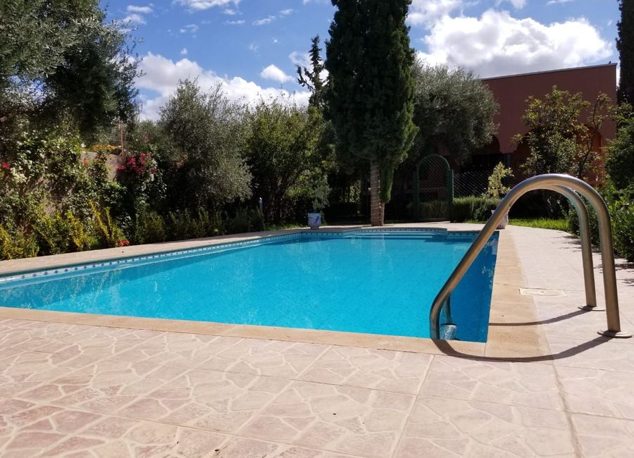 Photo 2 de villa de 1000m² à louer sur la route d'ourika