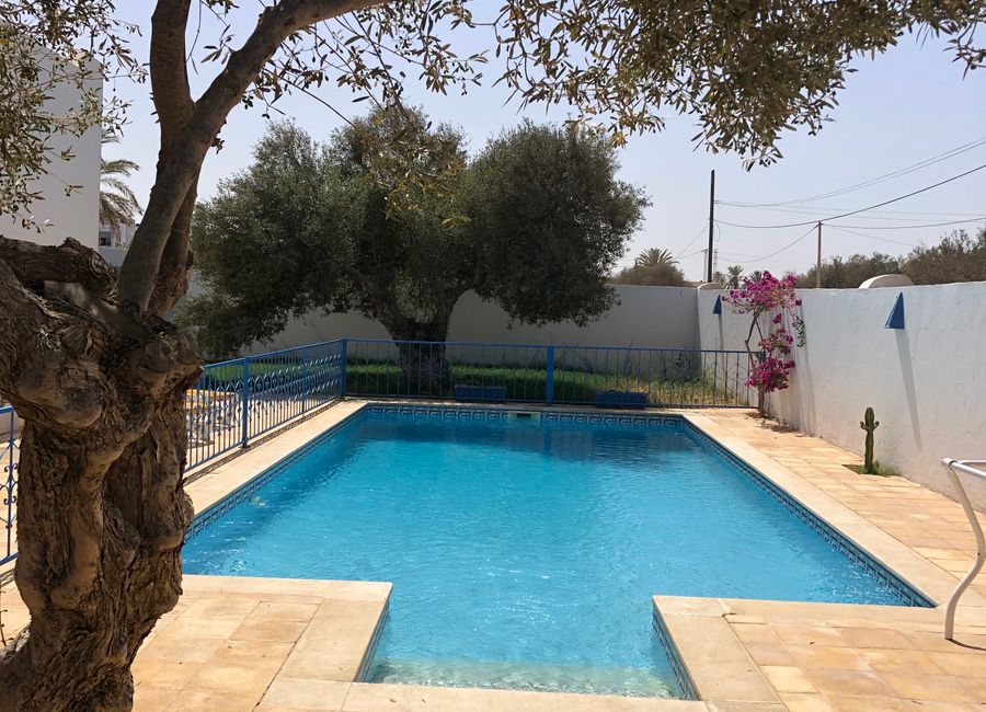 Photo 2 de villa les 2 oliviers piscine sans vis a vis