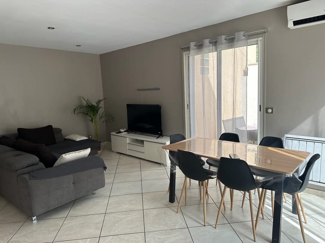 Photo de Promo Location bas de villa Marseille l'Estaque 6 personnes