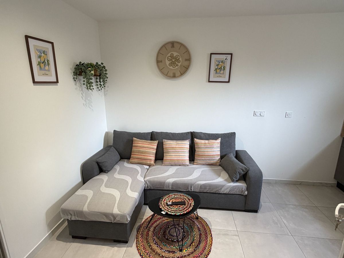 Photo de Charmant T2 cosy au cœur de Vias village