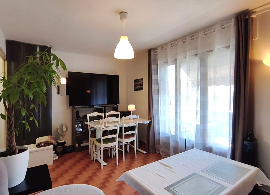 Photo 2 de 2 pieces avec balcon et parking