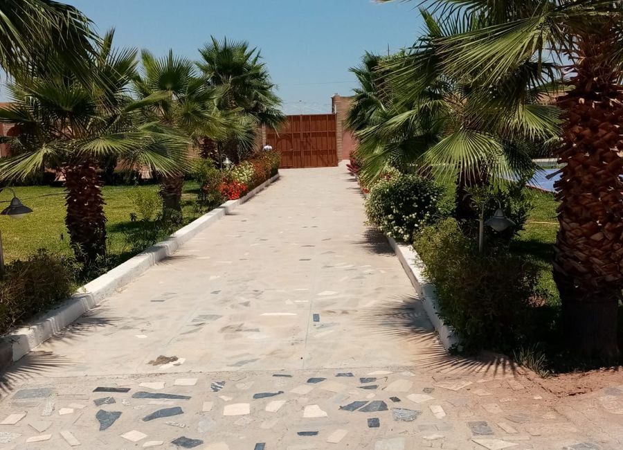 Photo 2 de jolie villa avec piscine à Marrakech sans vis à vis .