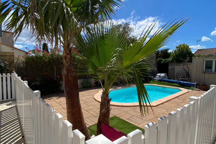  Maison climatisé avec piscine