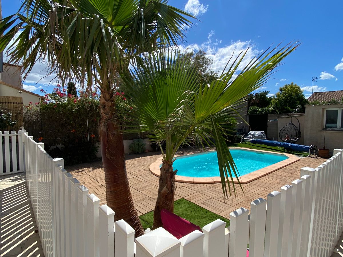 Photo de  Maison climatisé avec piscine
