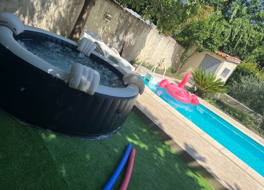 Photo 1 de Villa piscine +jacuzzi +barbecue