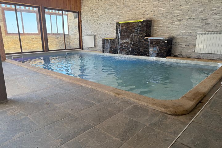 villa avec piscine vue sur mer