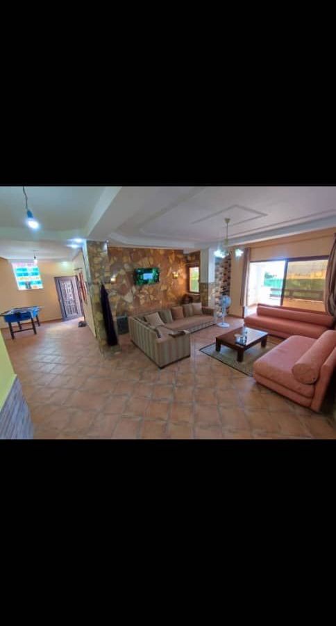 Photo de location grand villa avec pscin privé a bni ksila en face port Béjaia Algérie