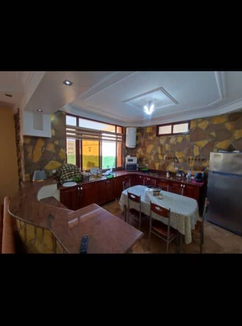 Photo 2 de location grand villa avec pscin privé a bni ksila en face port Béjaia Algérie