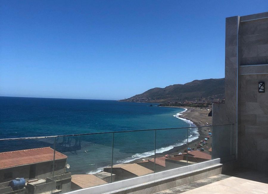 Photo 2 de un duplex avec pscin a rebath bni ksila Béjaïa algerie
