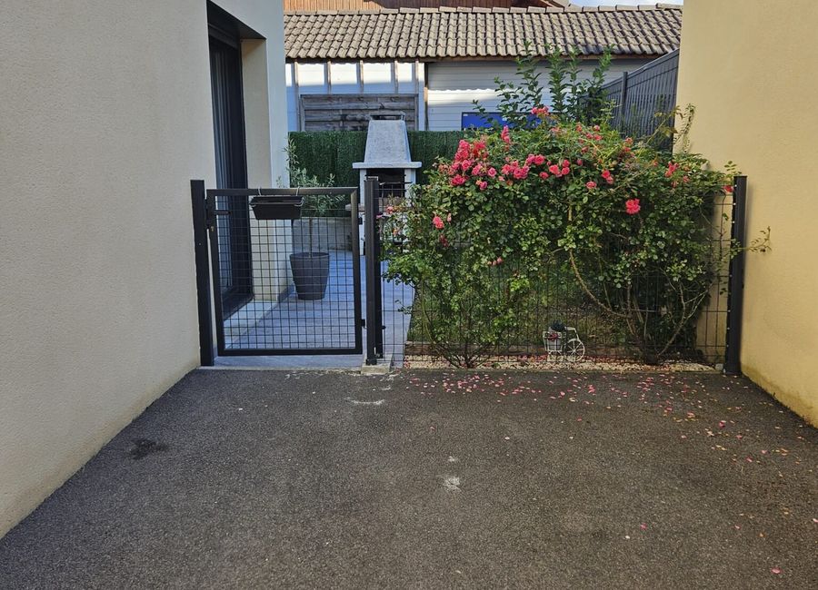 Photo 2 de Villa moderne, à 2 pas du lac Léman