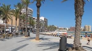 Photo 1 de Appartement de vaccances à torrevieja