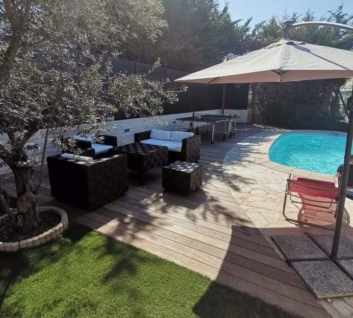Photo 3 de Bas de Villa - Côte d'Azur - Piscine Privée Chaufféeà 10 min de Cannes