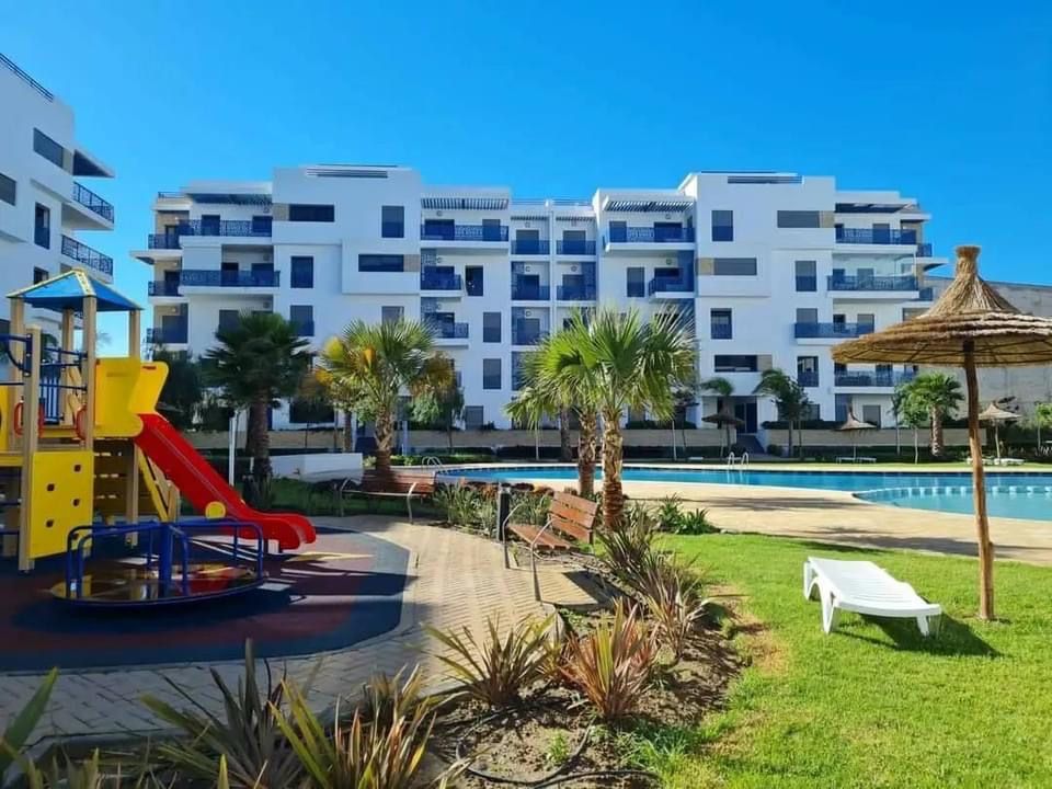 Photo de Appart centre Martil avec Piscine - à 5 min de la plage🏝️