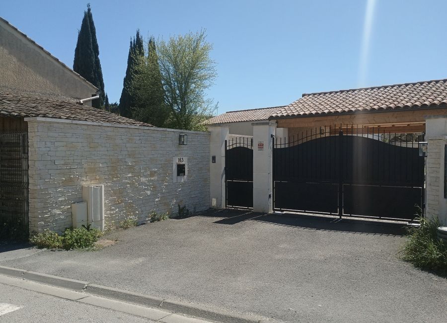 Photo 2 de Villa Azuraquos - Suites d'exception Piscine Parking Clim