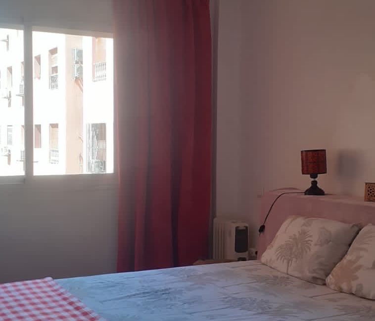 Photo 2 de Loue appartement à Marrakech dans résidence sécurisée avec piscine