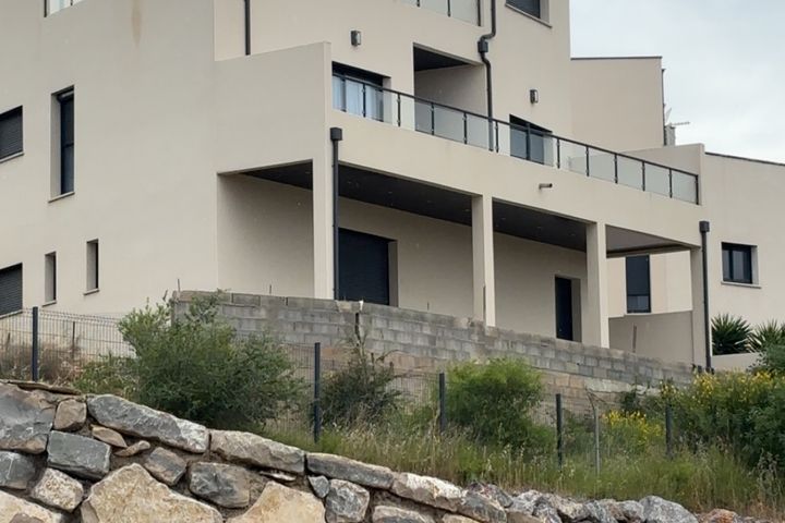 location villa sans vis a vis 