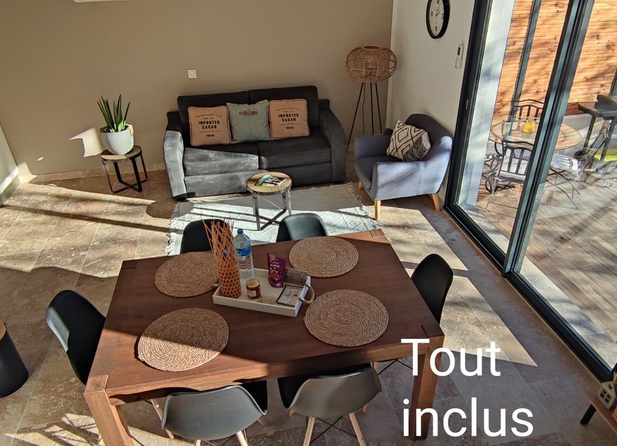 Photo 2 de "La maisonnette" sans vis-à-vis classé 3 *Anduze